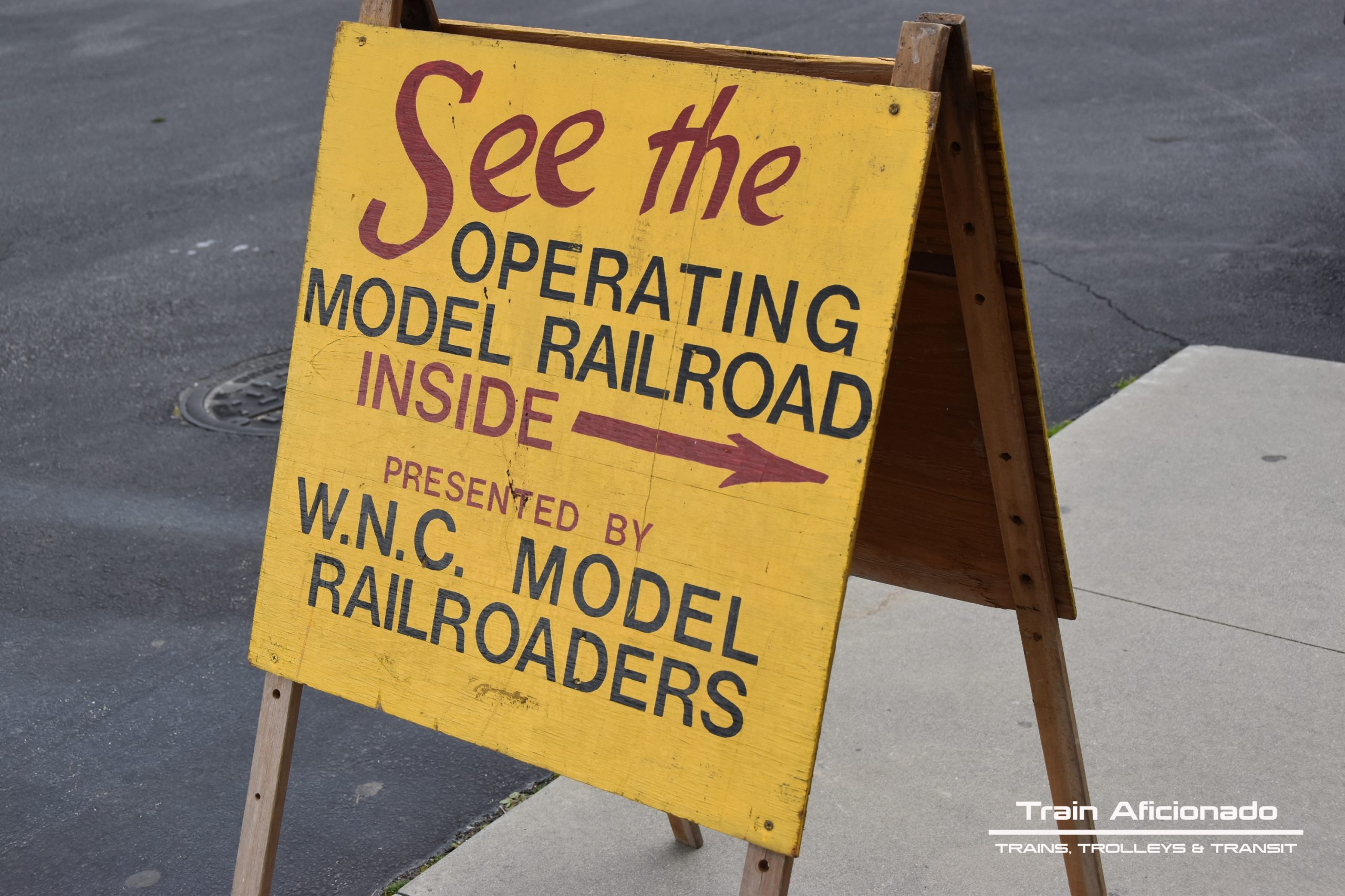 WNCTrainShow003