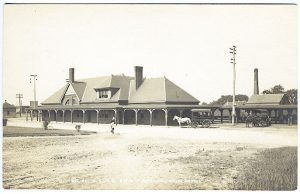 Middleborough_station_postcard_(2)